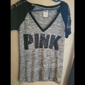 VS PINK v neck